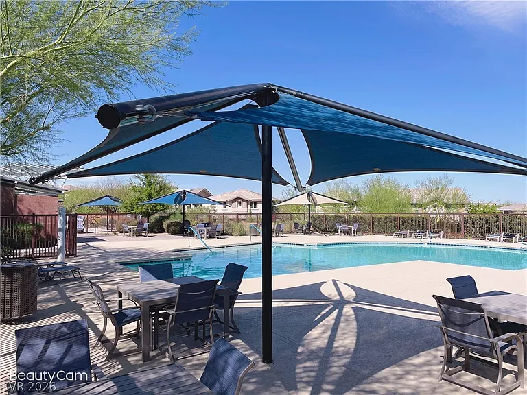 5704 Shadow Bend Dr — Photo 40