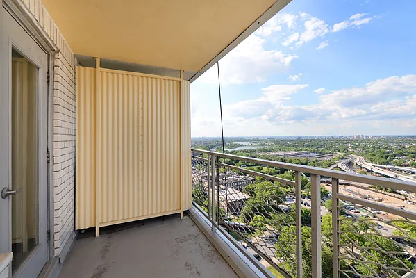 Sold by Benjamin Realty Since 1980 | media 2