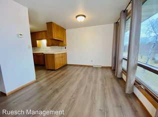 3039 Humboldt Rd, Green Bay, WI 54311