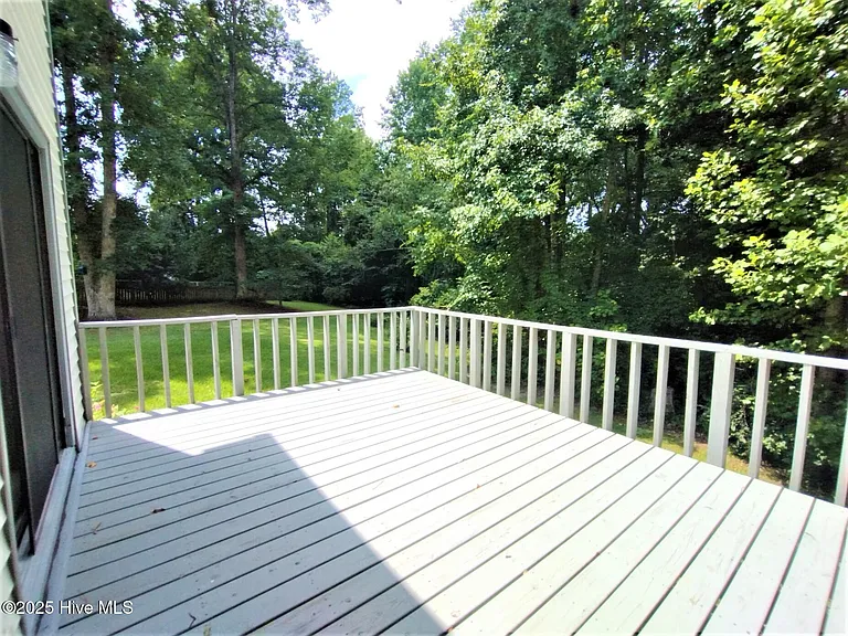 509 Mill St — Photo 33