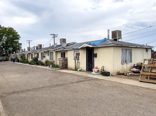 279 S Dode Avenue, Farmersville, CA 93223