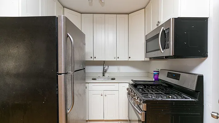 Rented by Nooklyn NYC LLC | media 27