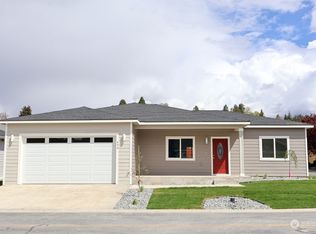 556 Village Dr, Manson, WA 99831