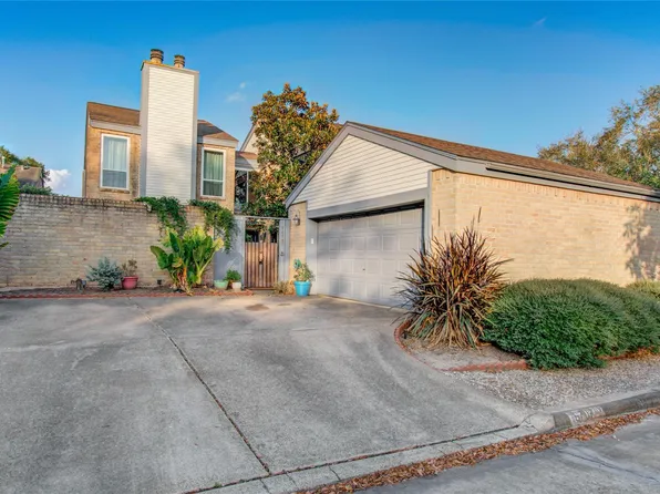 16707 Fernwood Way, Houston, TX 77058