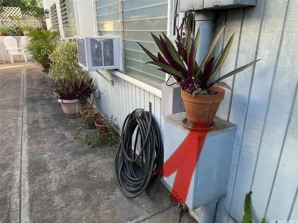 3313 Monsarrat Ave, Honolulu, HI 96815