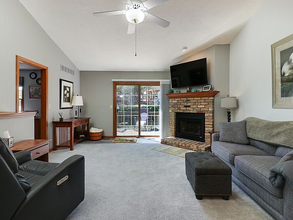 5th image of 107 N Blair Dr APT 16