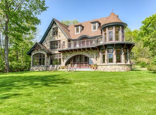 7 Central Landing Rd, Chebeague Island, ME 04017