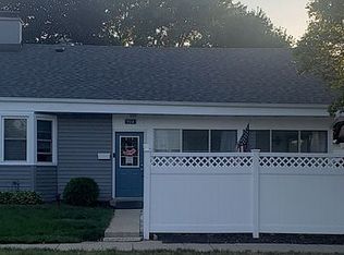 914 S Michigan Ave, Villa Park, IL