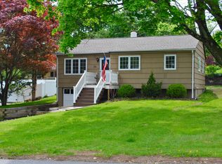 10 Kokora Ave, Montville, NJ 07045