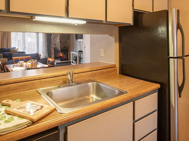 Victorian Villas Apartments — Photo 23