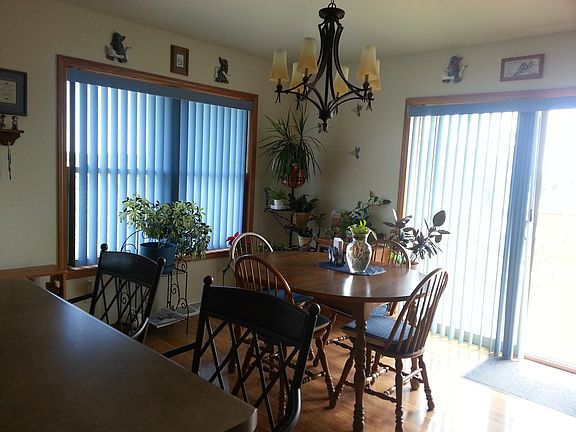 5th image of 315 Autumn Ln