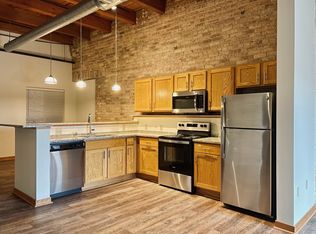 133 W Oregon St #303, Milwaukee, WI 53204