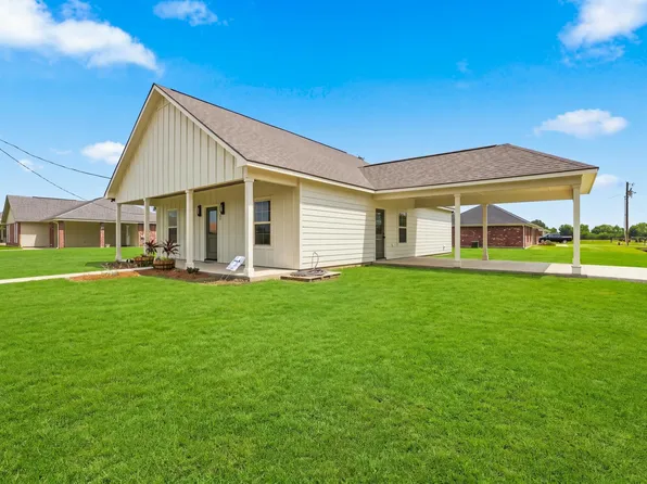 393 David Dr, Thibodaux, LA 70301