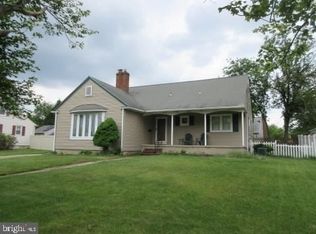 118 S Woodstock Dr, Cherry Hill, NJ 08034