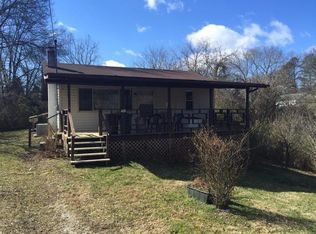 418 Forrest Ave, Clinton, TN 37716