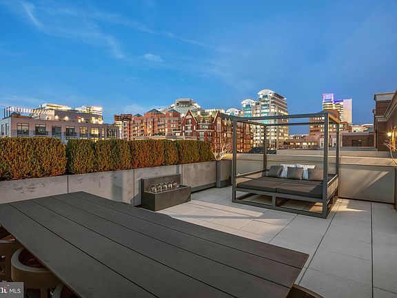 4th image of 4915 Hampden Ln Unit Penthouse 3