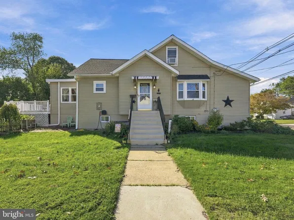224 E Linwood Ave, Maple Shade, NJ 08052