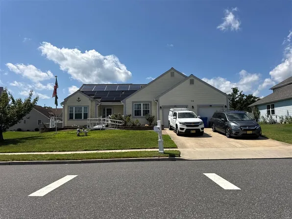 14 Charles Iii Dr, Glassboro, NJ 08028