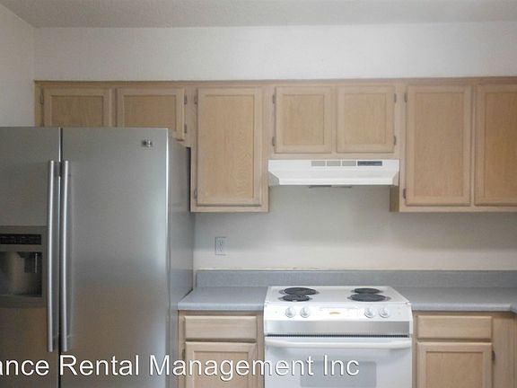 3rd image of 573 E Timberlake Dr