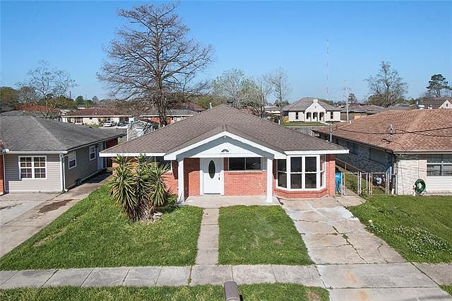 1st image of 3000 Chalona Dr