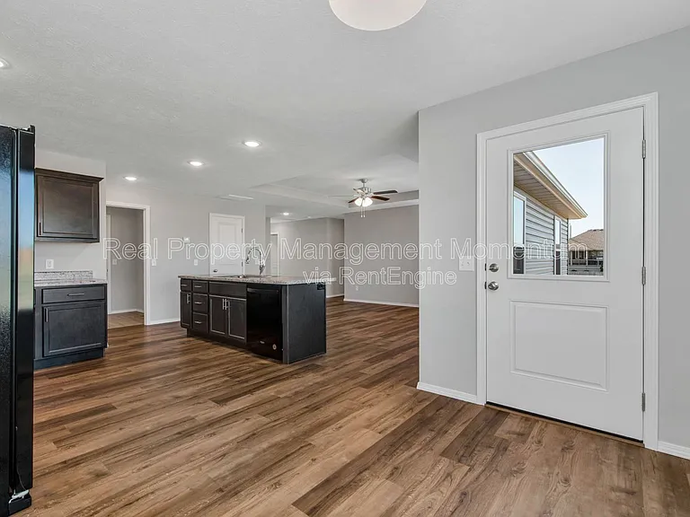 971 Genevieve Ave — Photo 15