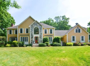 11 Glenwood Rd, Windham, NH 03087