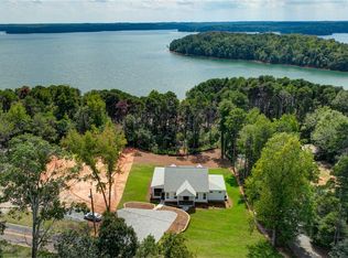 1218 Andersonville Rd, Townville, SC 29689