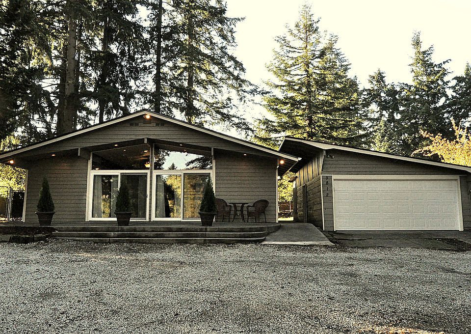 1st image of 5812 48th Ave E