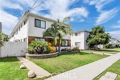 2 bed, 903 sqft, $2,650 — Photo 1