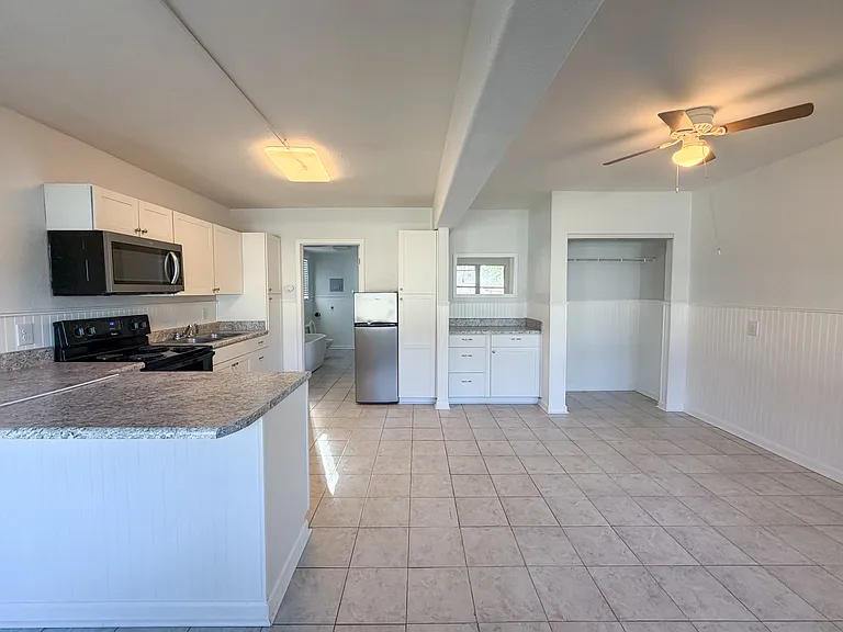 509 Palomar Dr #1 — Photo 7