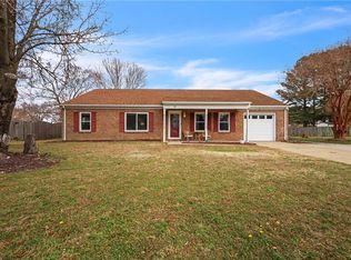 11 Veneris Ct, Hampton, VA 23669
