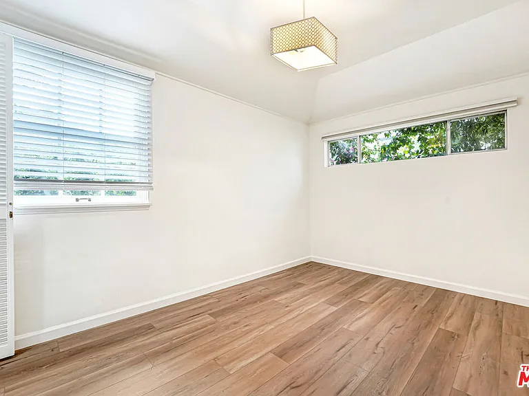 9965 Durant Dr — Photo 7