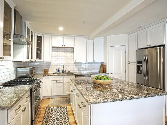 5th image of 2854 E Sierra Madre Blvd