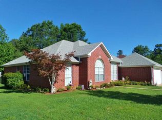 6101 Ruston Rd, Texarkana, TX 75503