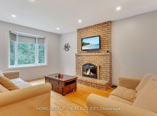 979 Copperfield Dr, Oshawa, ON L1K2E9