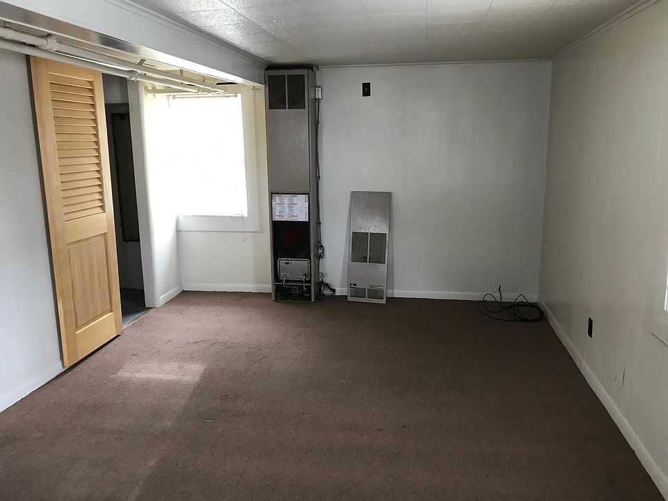 2nd image of 39 Clinton St APT 4