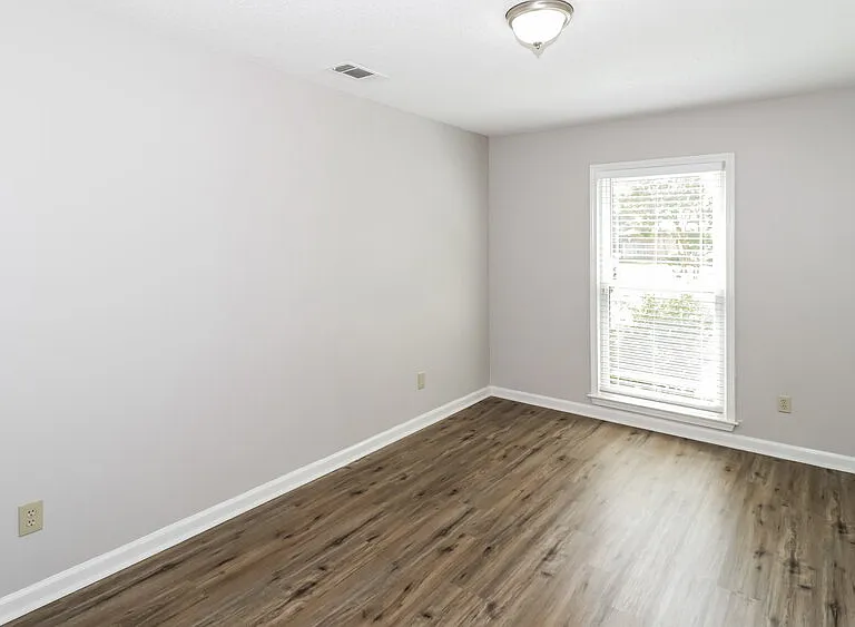 1582 Wind River Cir E — Photo 14