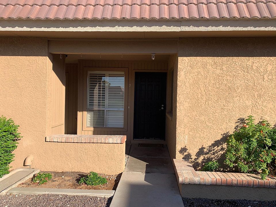 1st image of 601 W Yukon Dr