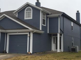 5570 NW Moonlight Meadow Dr #84-D, Lees Summit, MO 64064