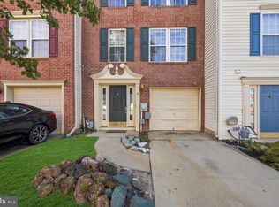6 Players Ln, Pine Hill, NJ 08021