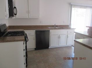 815 Langhorn St, Lancaster, CA 93535