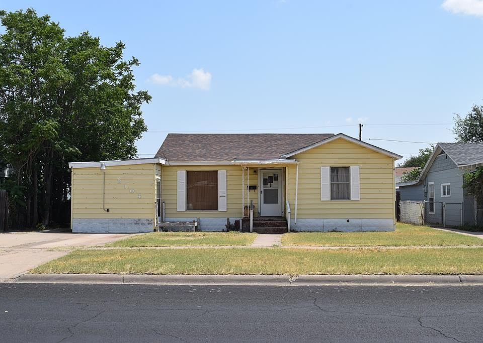1st image of 2104 N Sam Houston Ave
