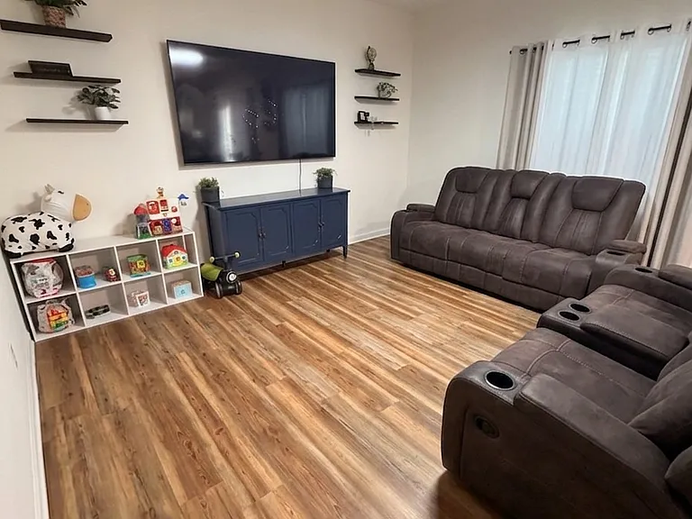 193 Norfleet Ln — Photo 2