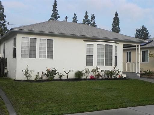 1st image of 4923 Dunrobin Ave