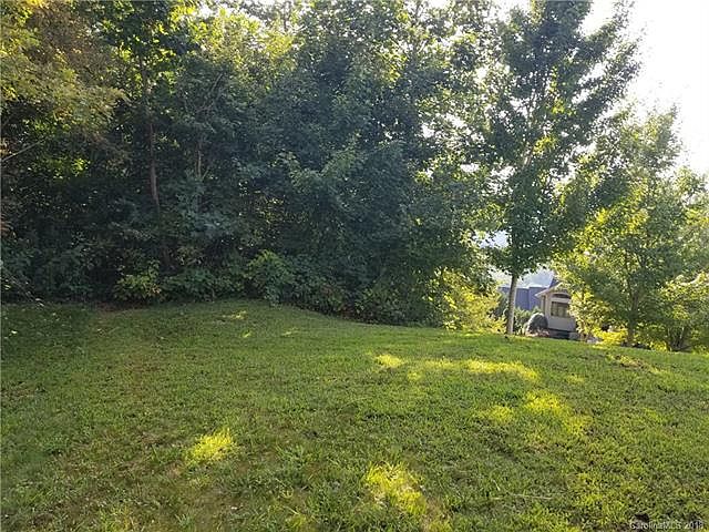 2nd image of 98 Distant View Dr