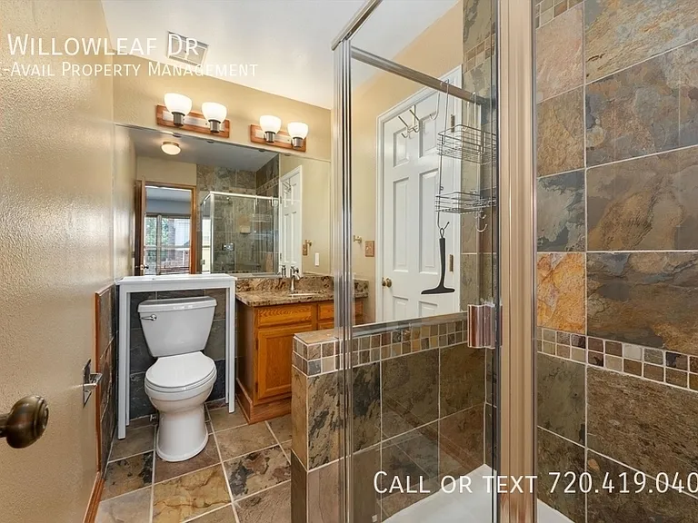 8 Willowleaf Dr — Photo 15