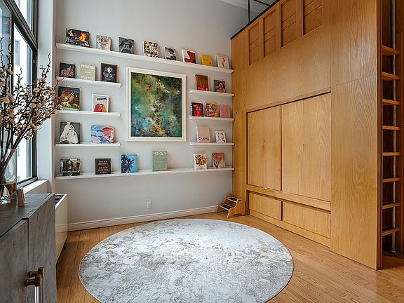 5th image of 77 Bleecker St APT 320