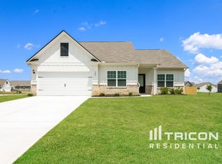 307 Oliver Dr, Locust Grove, GA 30248