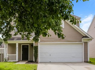 2712 Forest Grove Ct, Charlotte, NC 28269