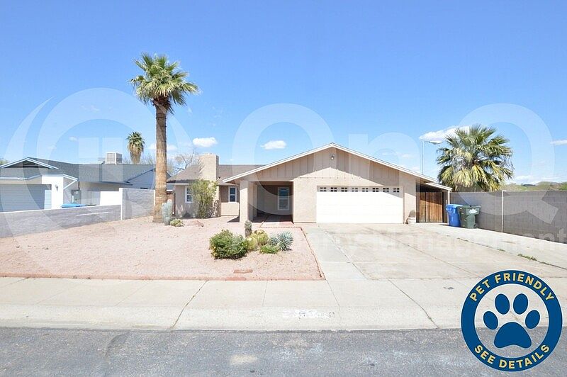 1st image of 2802 W Morten Ave